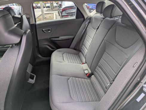 Certified 2025 Kia K4 GT-Line Turbo FWD image 10