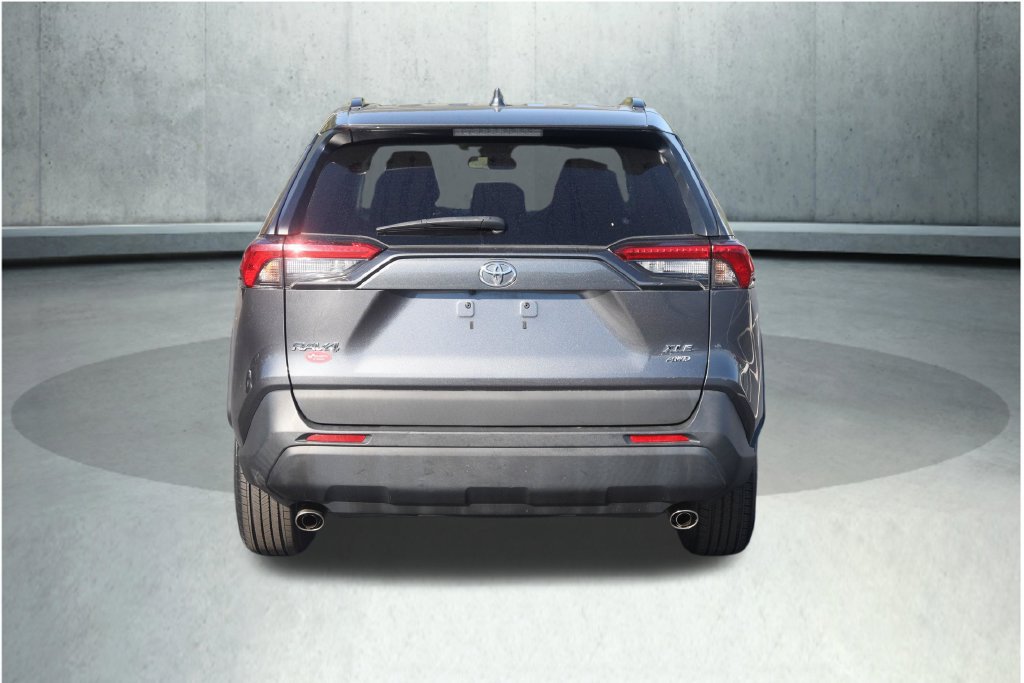 Certified 2021 Toyota RAV4 XLE w/ Convenience Package AWD/4WD image 28