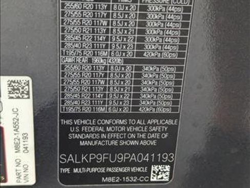 Used 2023 Land Rover Range Rover SE image 21