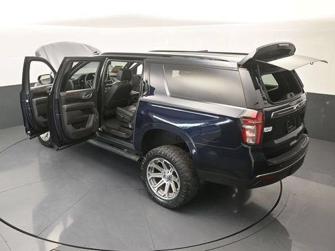 Used 2022 Chevrolet Suburban Z71 w/ Luxury Package AWD/4WD image 81