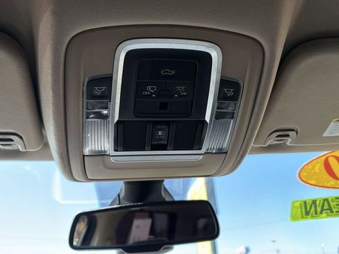 Used 2020 RAM 1500 Laramie AWD/4WD image 20
