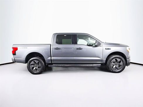 Used 2024 Ford F150 Lightning XLT AWD/4WD image 12