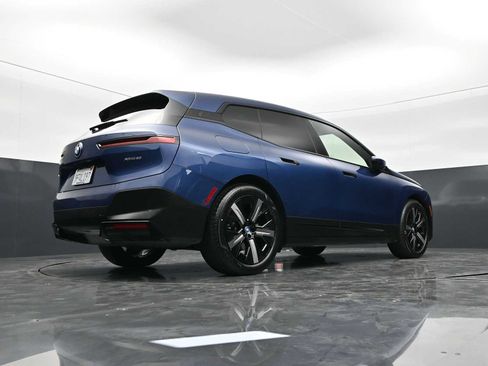 Certified 2023 BMW iX xDrive50 w/ Premium Package AWD/4WD image 29