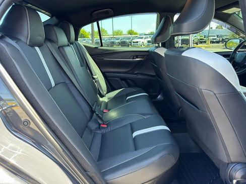 Used 2025 Toyota Camry SE FWD image 17
