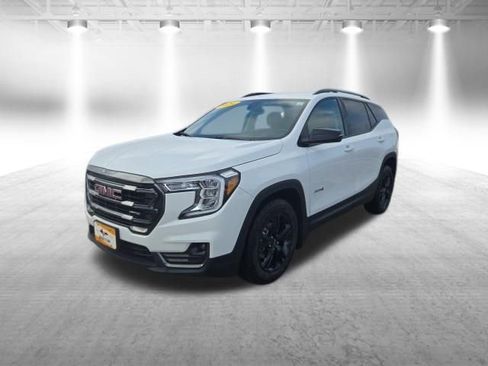 Used 2024 GMC Terrain AT4 w/ Infotainment Package II image 6
