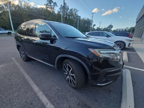 Used 2021 Honda Pilot Touring image 2