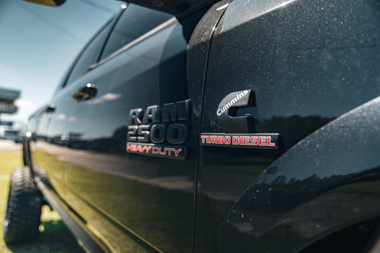 Used 2017 RAM 2500 Laramie w/ Sport Appearance Group AWD/4WD image 10