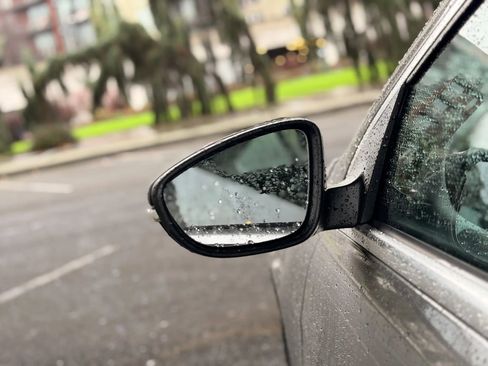 Used 2015 Volkswagen CC Sport image 17