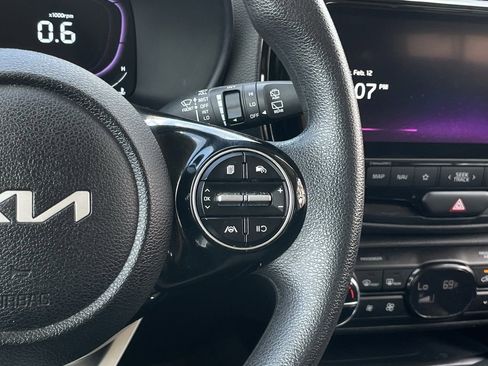 Used 2023 Kia Soul S image 14