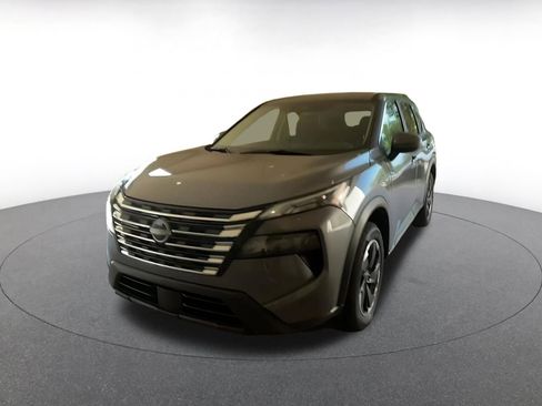 Used 2025 Nissan Rogue SV image 7