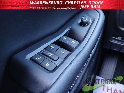 New 2026 Jeep Grand Cherokee Laredo image 30