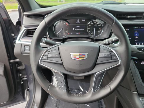 Used 2022 Cadillac XT5 Luxury FWD image 29