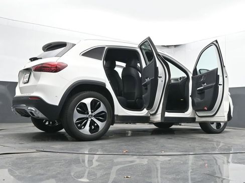 Used 2025 Mercedes-Benz GLA 250 image 75