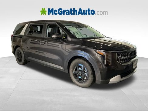 New 2026 Kia Carnival LX image 2