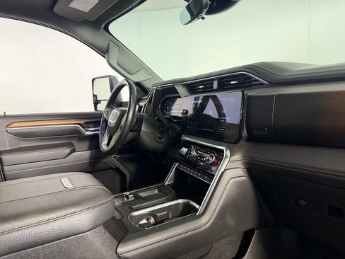 Used 2024 GMC Sierra 3500 Denali w/ Denali Reserve Package AWD/4WD image 33