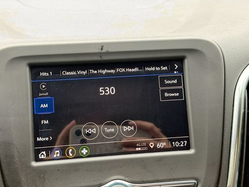 Used 2024 Chevrolet Equinox LS w/ LS Convenience Package FWD image 12