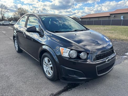 Used 2013 Chevrolet Sonic LT image 8