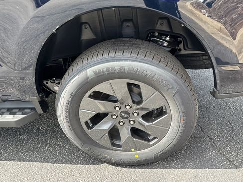 New 2025 Ford F150 Lightning Flash AWD/4WD image 20