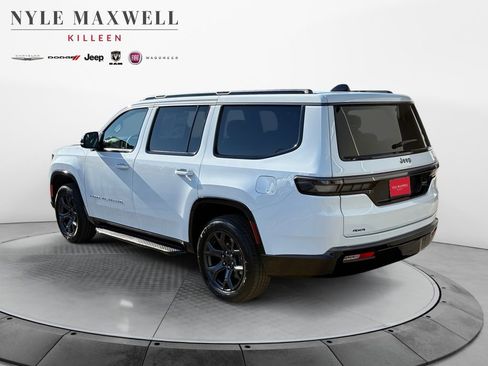 New 2026 Jeep Grand Wagoneer Limited image 14