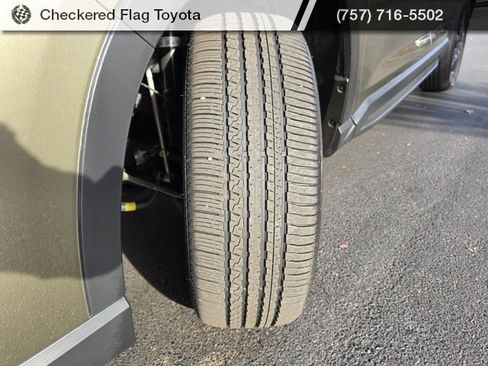 Used 2024 Subaru Ascent Onyx Edition image 14