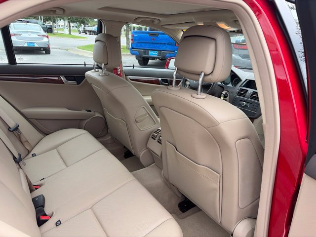 Used 2011 Mercedes-Benz C 300 Sedan image 17
