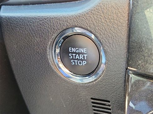 Used 2023 Toyota 4Runner TRD Off-Road Premium image 30