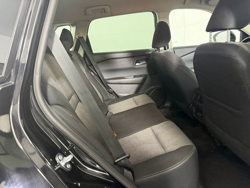 Used 2025 Nissan Rogue SV FWD image 25