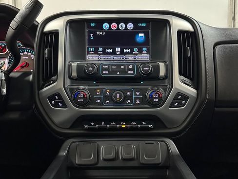 Used 2018 GMC Sierra 1500 SLT AWD/4WD image 24