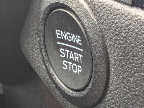 Used 2025 Ford Escape Active image 32