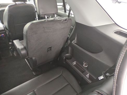 Used 2022 Ford Explorer XLT w/ Equipment Group 202A image 35