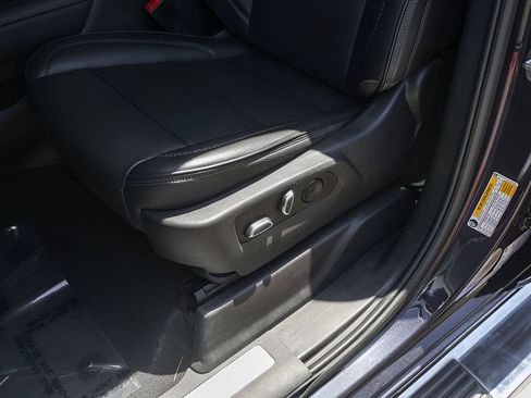 Used 2022 GMC Sierra 1500 Denali AWD/4WD image 11