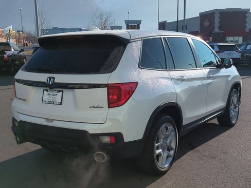 Used 2024 Honda Passport EX-L image 3