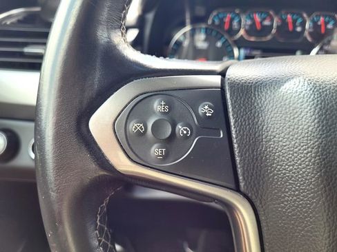 Used 2019 Chevrolet Suburban LT AWD/4WD image 24