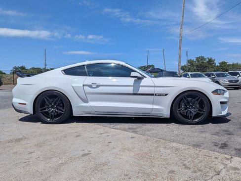 Used 2020 Ford Mustang GT Premium w/ Equipment Group 401A RWD image 4