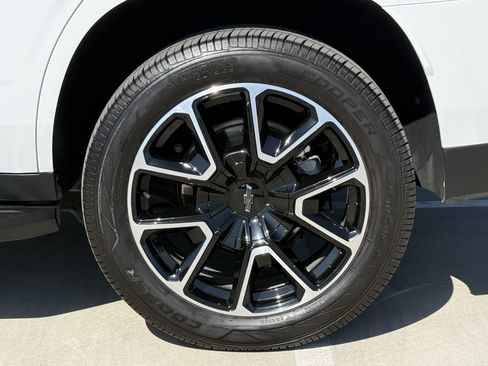 Used 2021 Chevrolet Tahoe RST RWD image 15