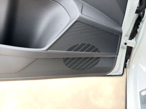 New 2026 Volkswagen Taos SE FWD image 22
