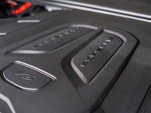 Certified 2026 Porsche Cayenne AWD/4WD image 14