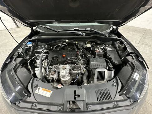 Used 2024 Honda HR-V EX-L image 17