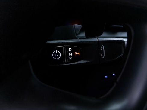 Certified 2024 Kia EV9 Land AWD/4WD image 37