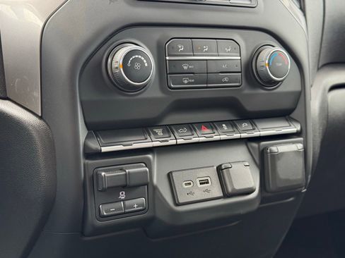 Used 2023 Chevrolet Silverado 2500 Custom w/ Custom Value Package image 21