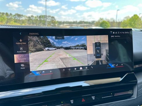 New 2026 BMW 530i w/ Premium Package RWD image 32