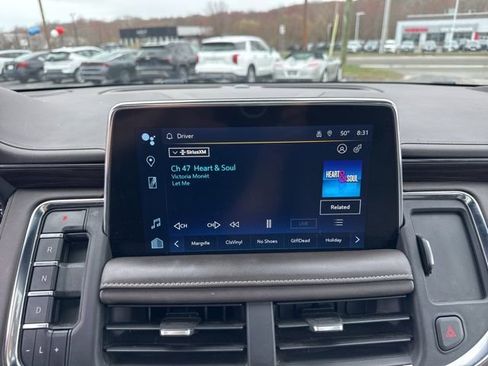 Used 2023 Chevrolet Tahoe Z71 w/ Z71 Off-Road Package image 11