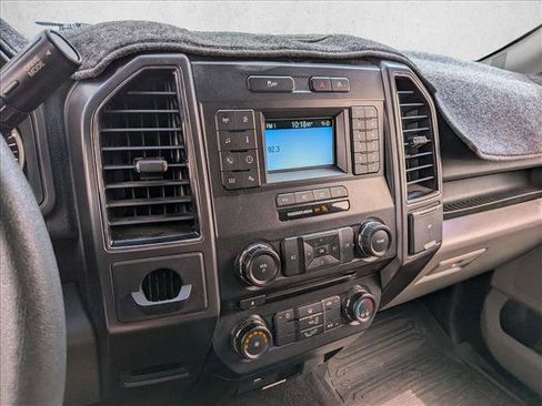 Used 2018 Ford F150 XLT RWD image 11