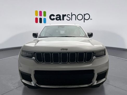 Used 2022 Jeep Grand Cherokee L Limited AWD/4WD image 8