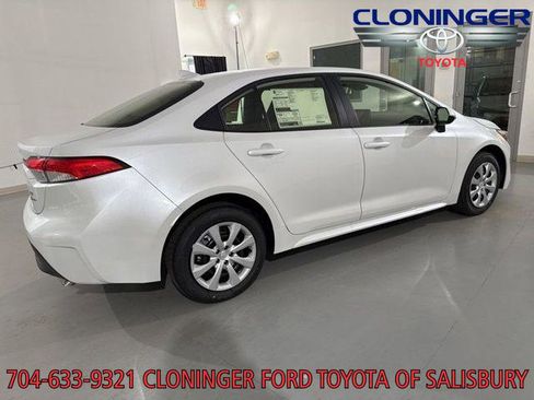 New 2026 Toyota Corolla LE image 14