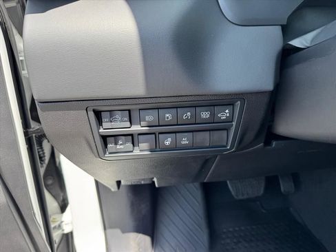 New 2026 Toyota Tundra Platinum AWD/4WD image 17