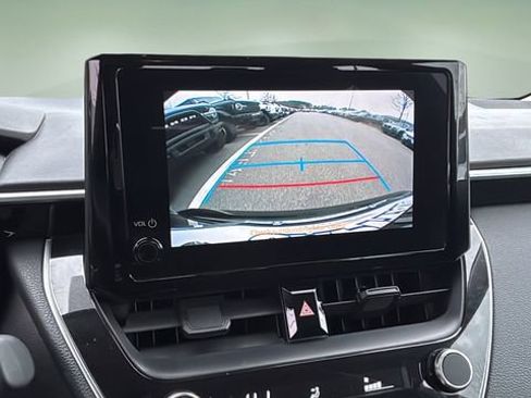 Used 2023 Toyota Corolla LE image 26