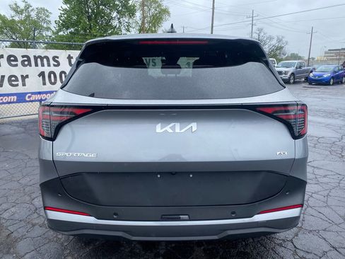 Used 2026 Kia Sportage LX AWD/4WD image 3