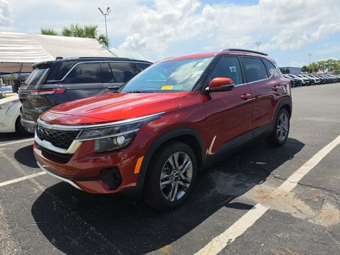 Certified 2023 Kia Seltos S FWD image 7