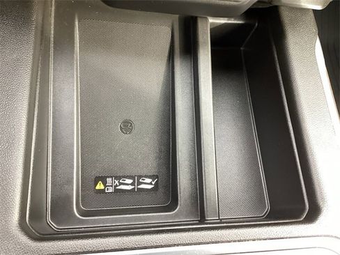 Used 2022 Chevrolet Silverado 2500 High Country w/ Z71 Off-Road Package image 23